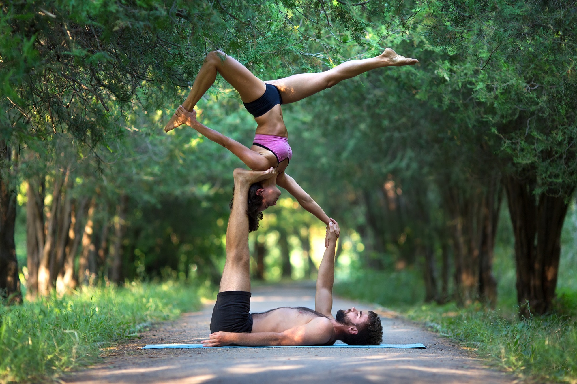 Guide to Teaching Partner Yoga 